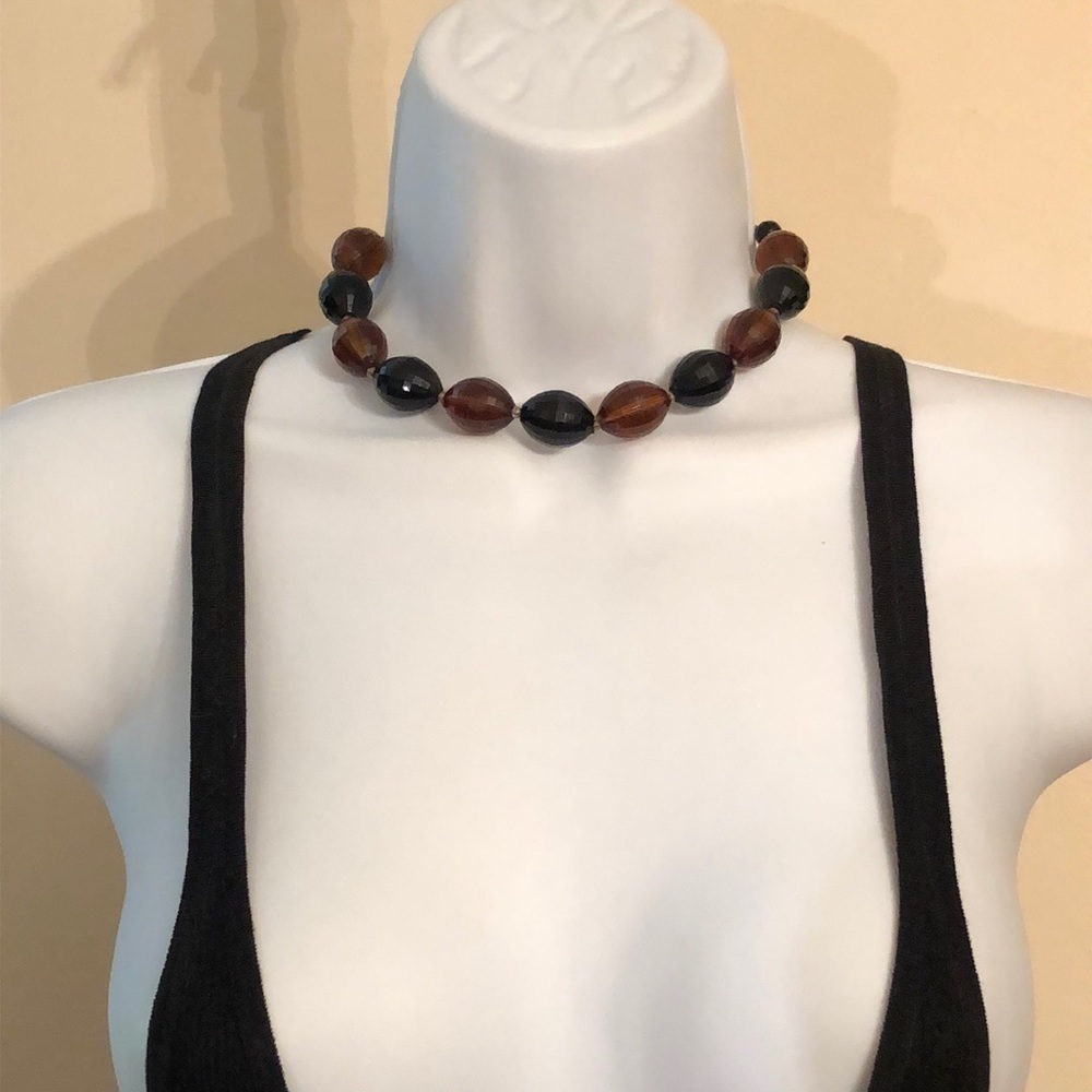 Vintage acrylic chunky statement collar/choker necklace